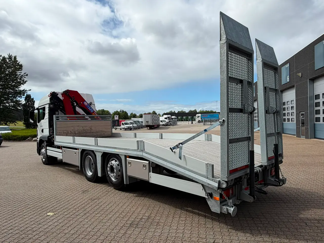 Billede 3 - MAN TGM 26.290 6X2-4, Knæklad
