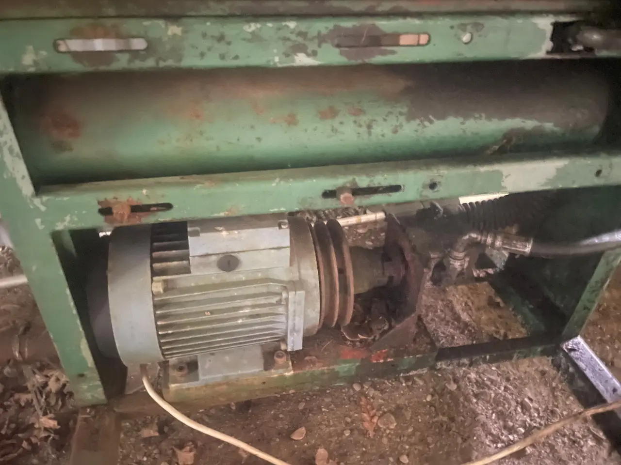 Billede 4 - Fin trækløver på 230 volt