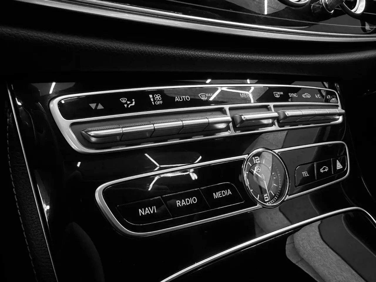 Billede 10 - Mercedes E220 d 2,0 AMG Line stc. aut.