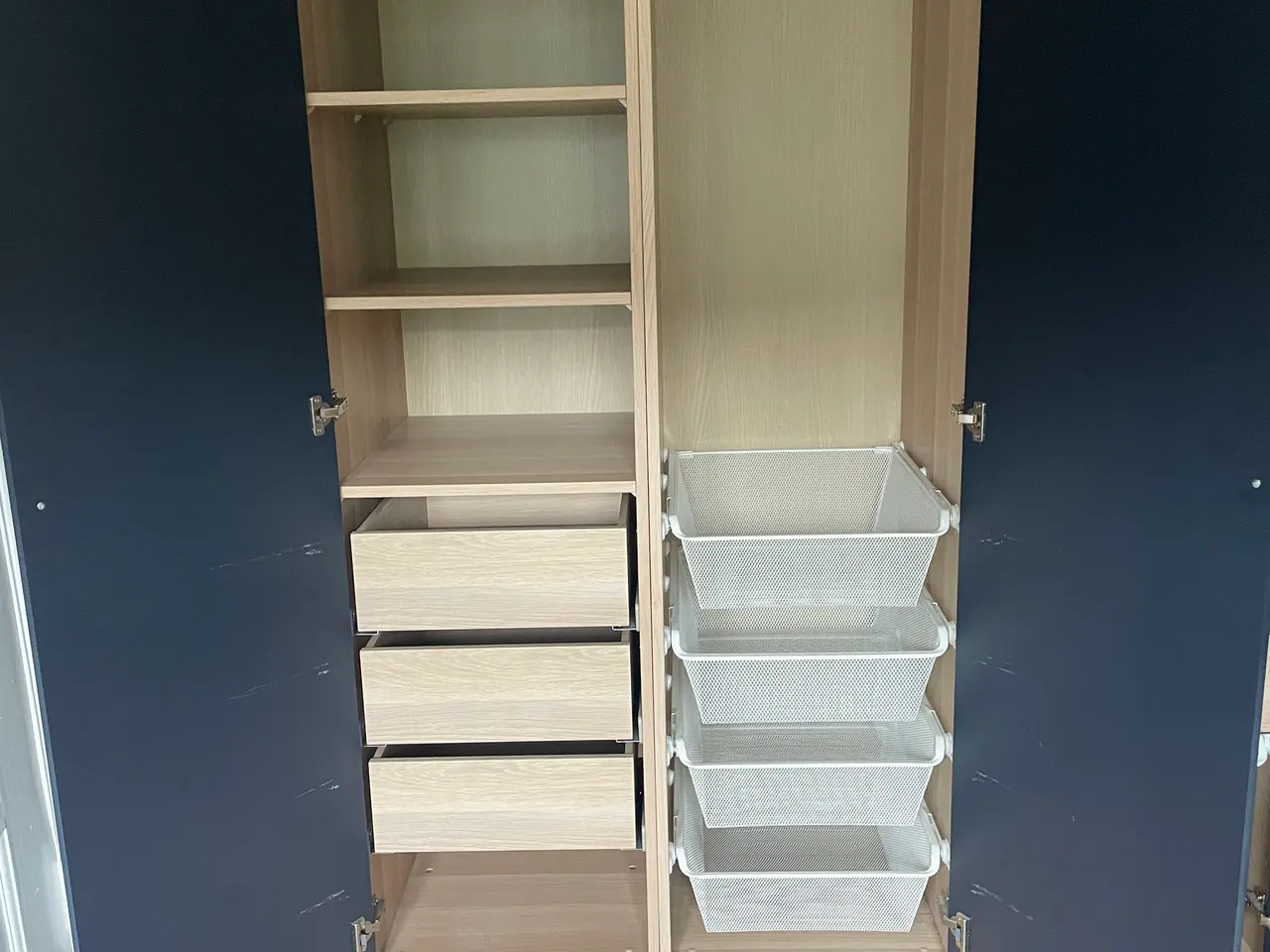 Billede 3 - Garderobe skabe med design låger