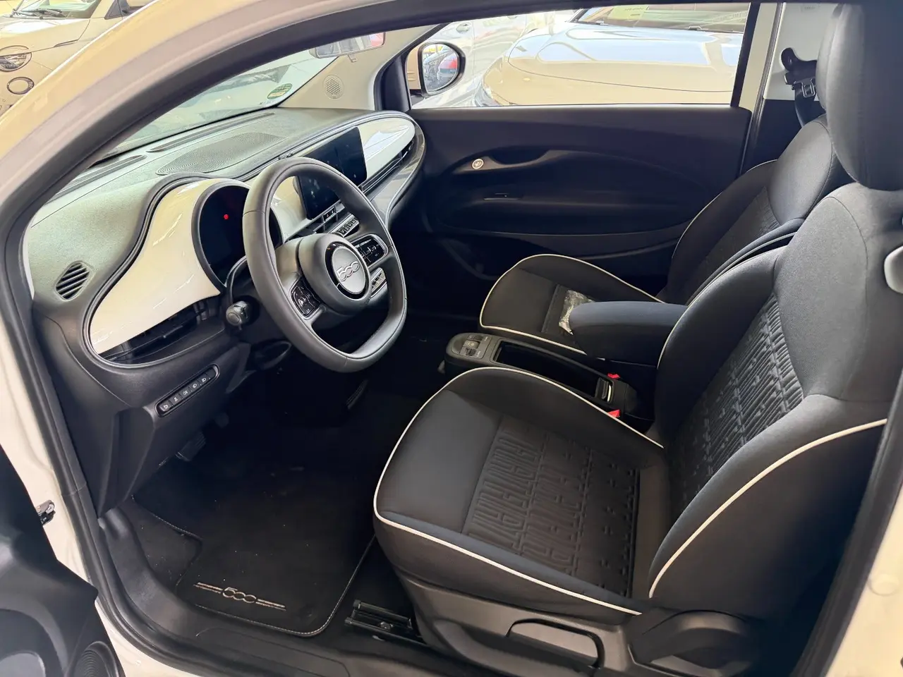 Billede 6 - Fiat 500e 42 Icon Pack