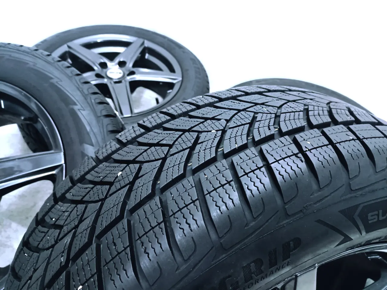 Billede 7 - 5x112 17" ET35 nav 70ø Tekno wheels vintersæt