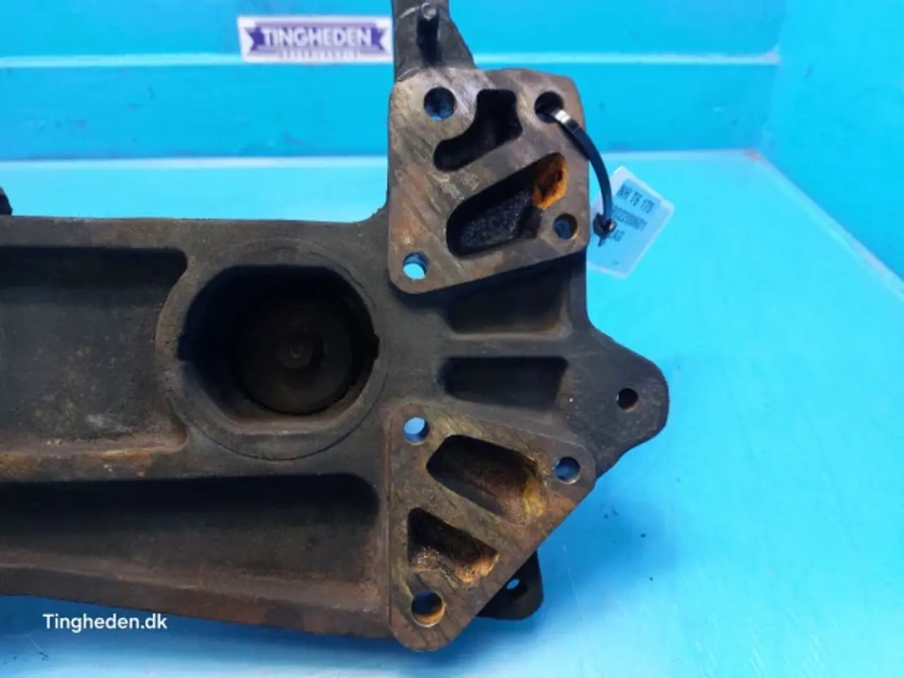 Billede 11 - Iveco F4DFE414Z Beslag Motor 5802200601