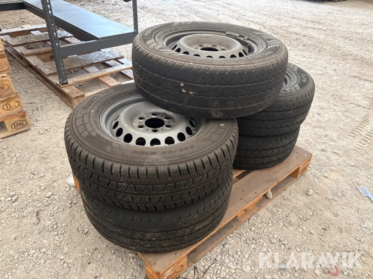 Billede 3 - Dæk Nokian/Pirelli 235/65R16C - 5 styk