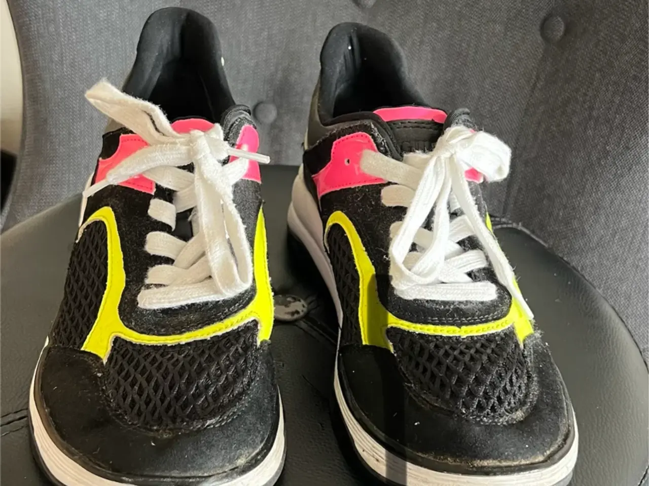 Billede 2 - Guess sneakers str 38