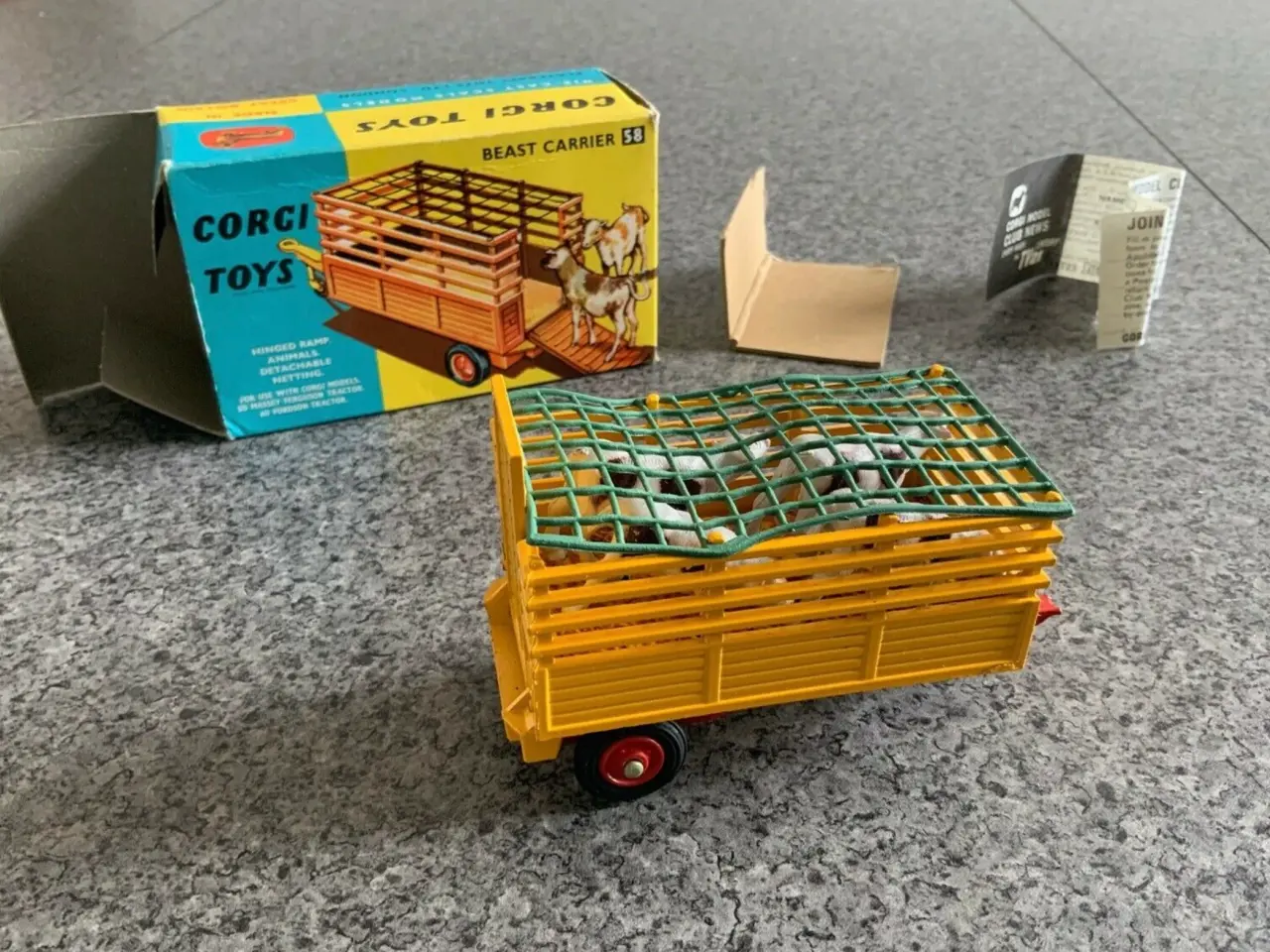 Billede 1 - Corgi Toys No. 58 Beast Carrier, scale 1:43.