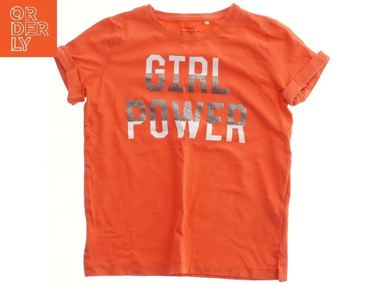 Billede 1 - T-shirt med GIRL POWER tekst fra Name It (str. 122)