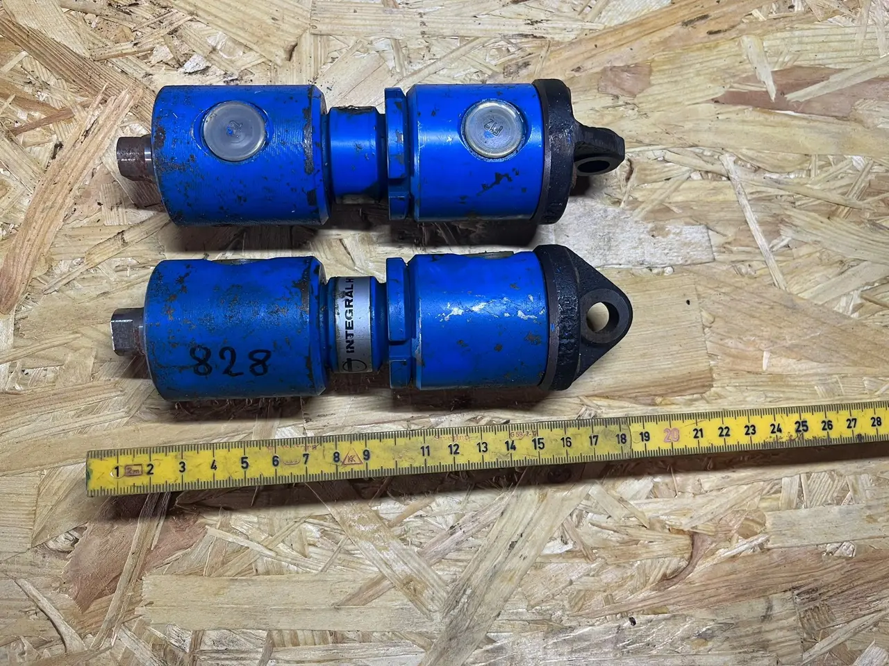 Billede 1 - 2 stk. kompakte hydraulikcylindre