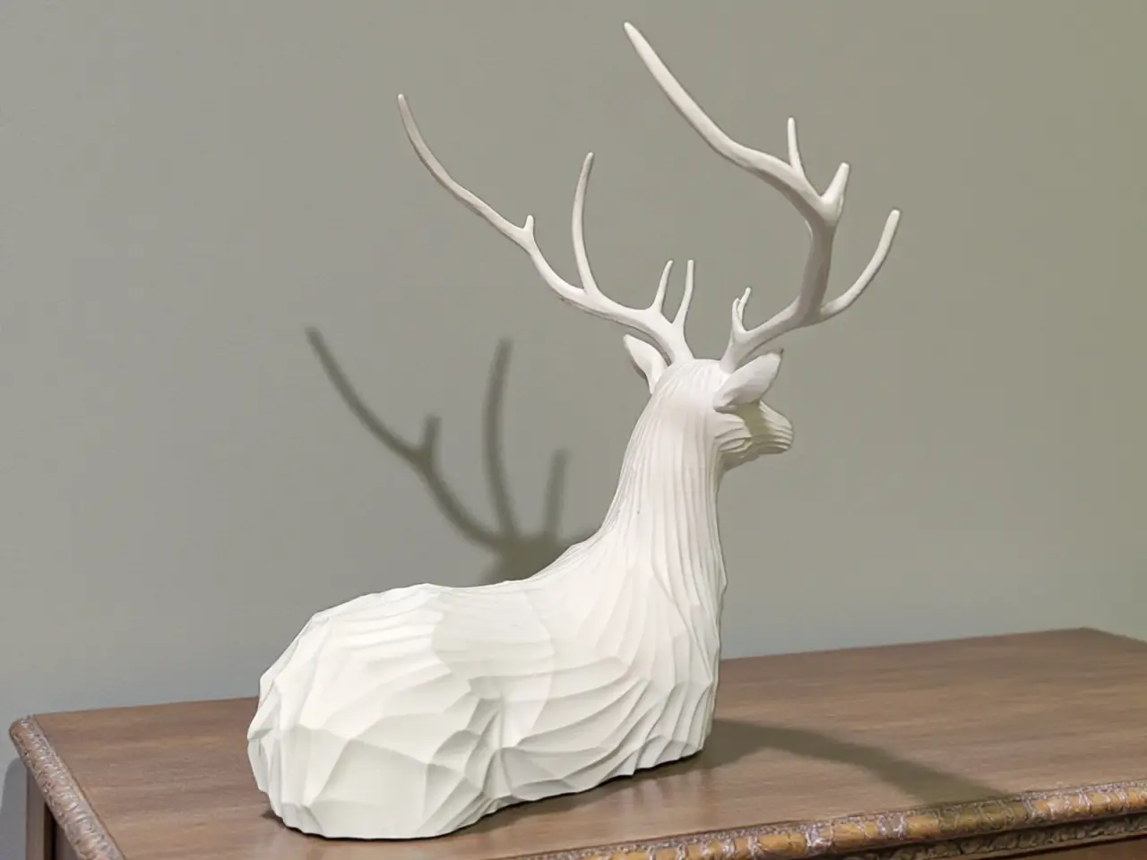 Billede 2 - Moderne Geometrisk Hjort Skulptur
