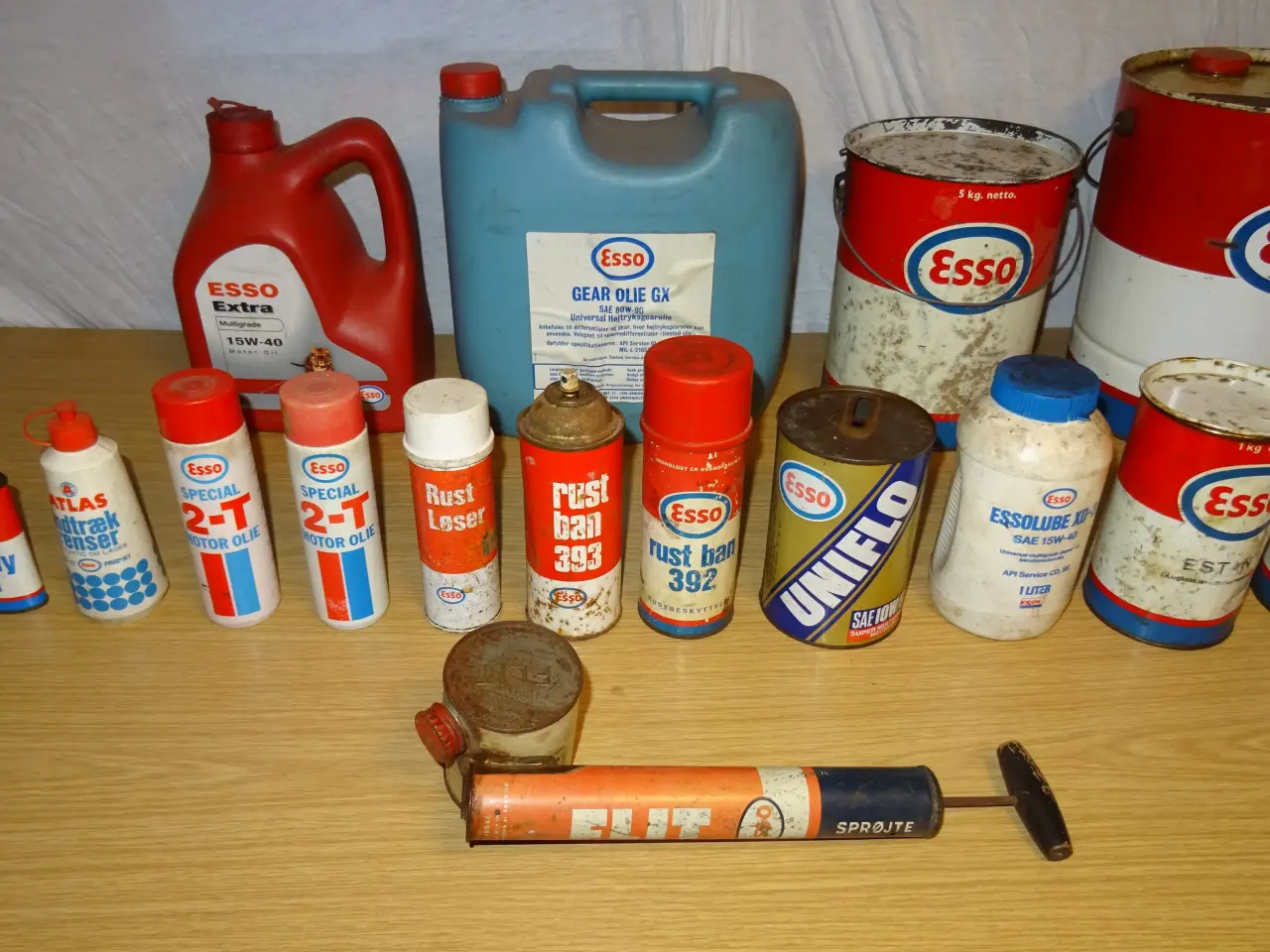 Billede 3 - Esso samling stor af dåser, oliedunke m.m