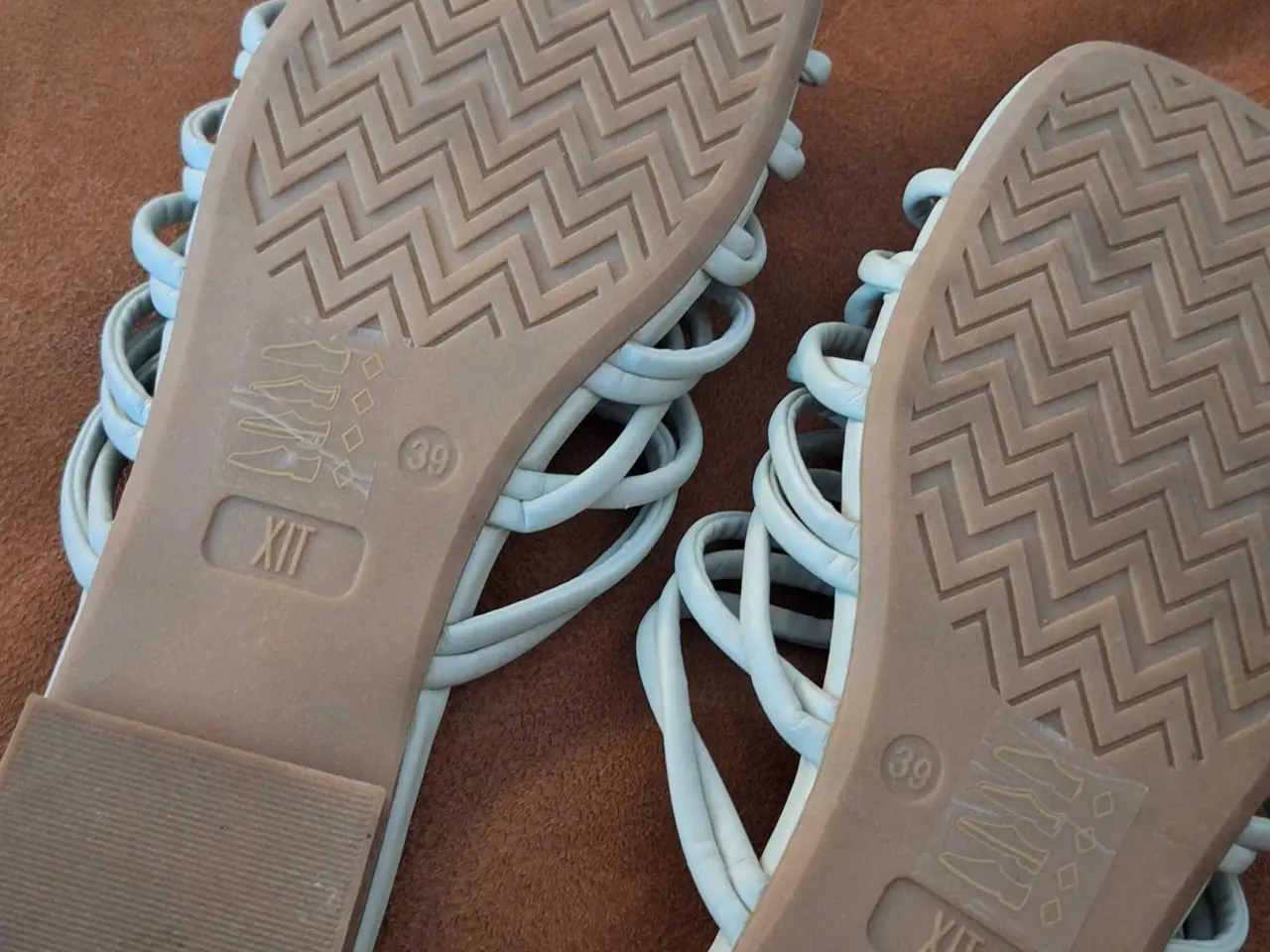 Billede 4 - Mintgrønne sandaler 