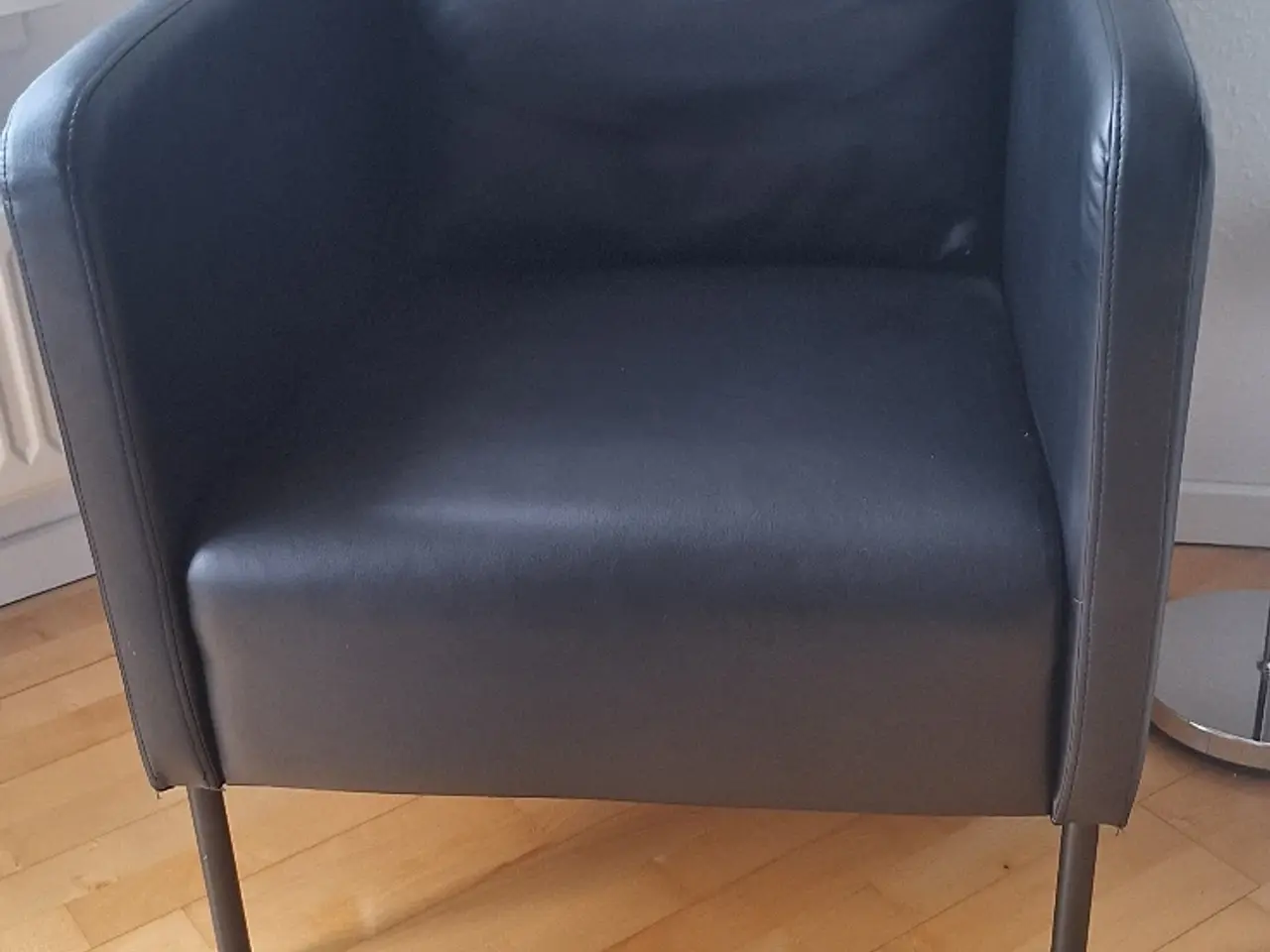Billede 1 - 2 sorte Ikea stole sælges