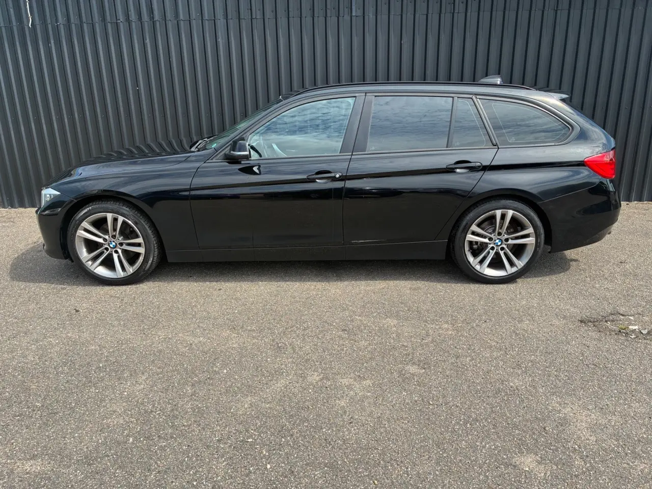 Billede 1 - BMW 320d 2,0 Touring aut.