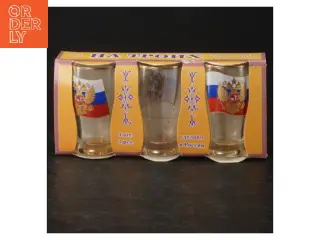 Russiske shotglas med dekoration (str. 8 cm)