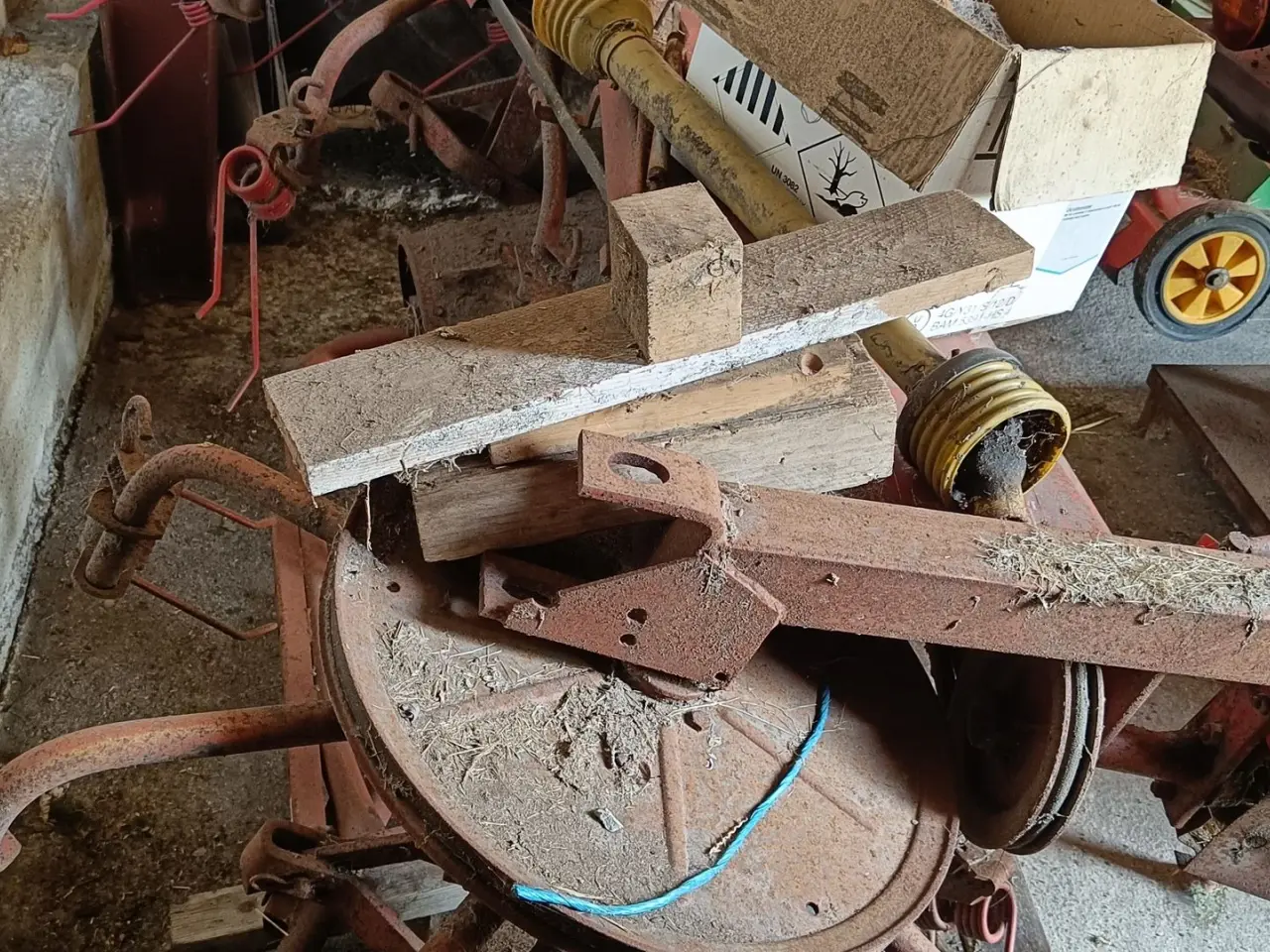 Billede 2 - - - - Rive /vender JF 320