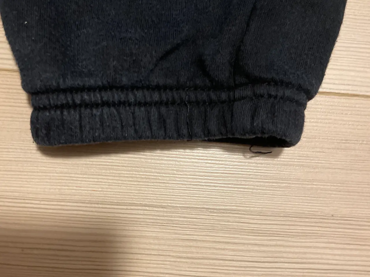 Billede 2 - H,M joggingbukser sorte