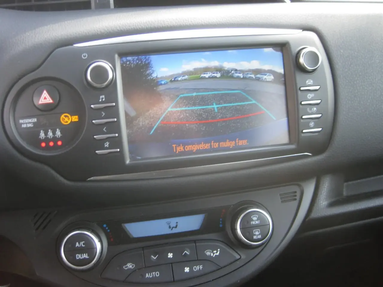 Billede 7 - Toyota Yaris 1,5 Hybrid H2 Premium E-CVT 100HK 5d Trinl. Gear