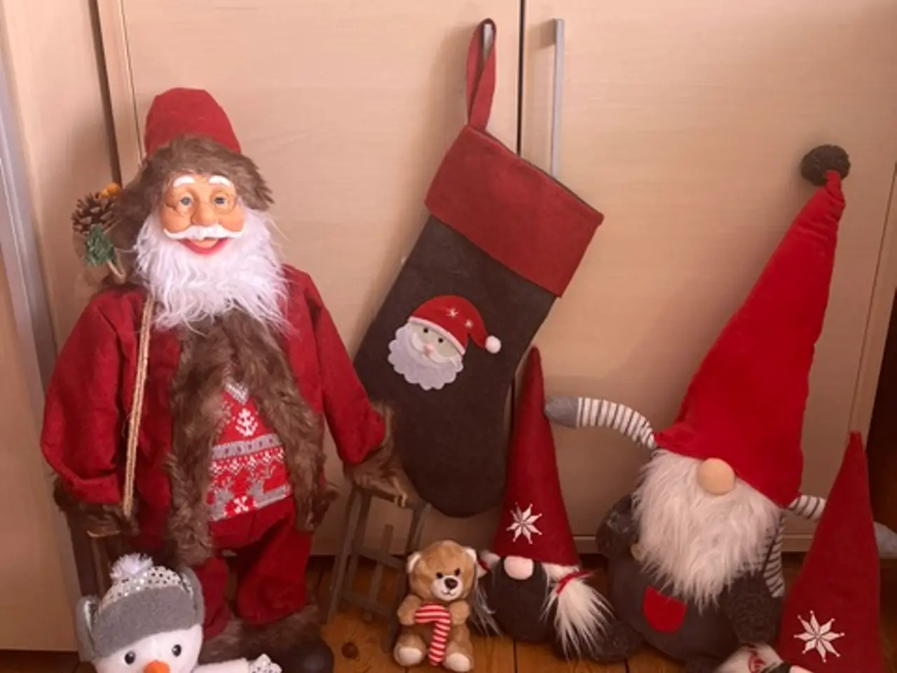 Billede 1 - Vær i god tid: Juledekorationer – som nye.
