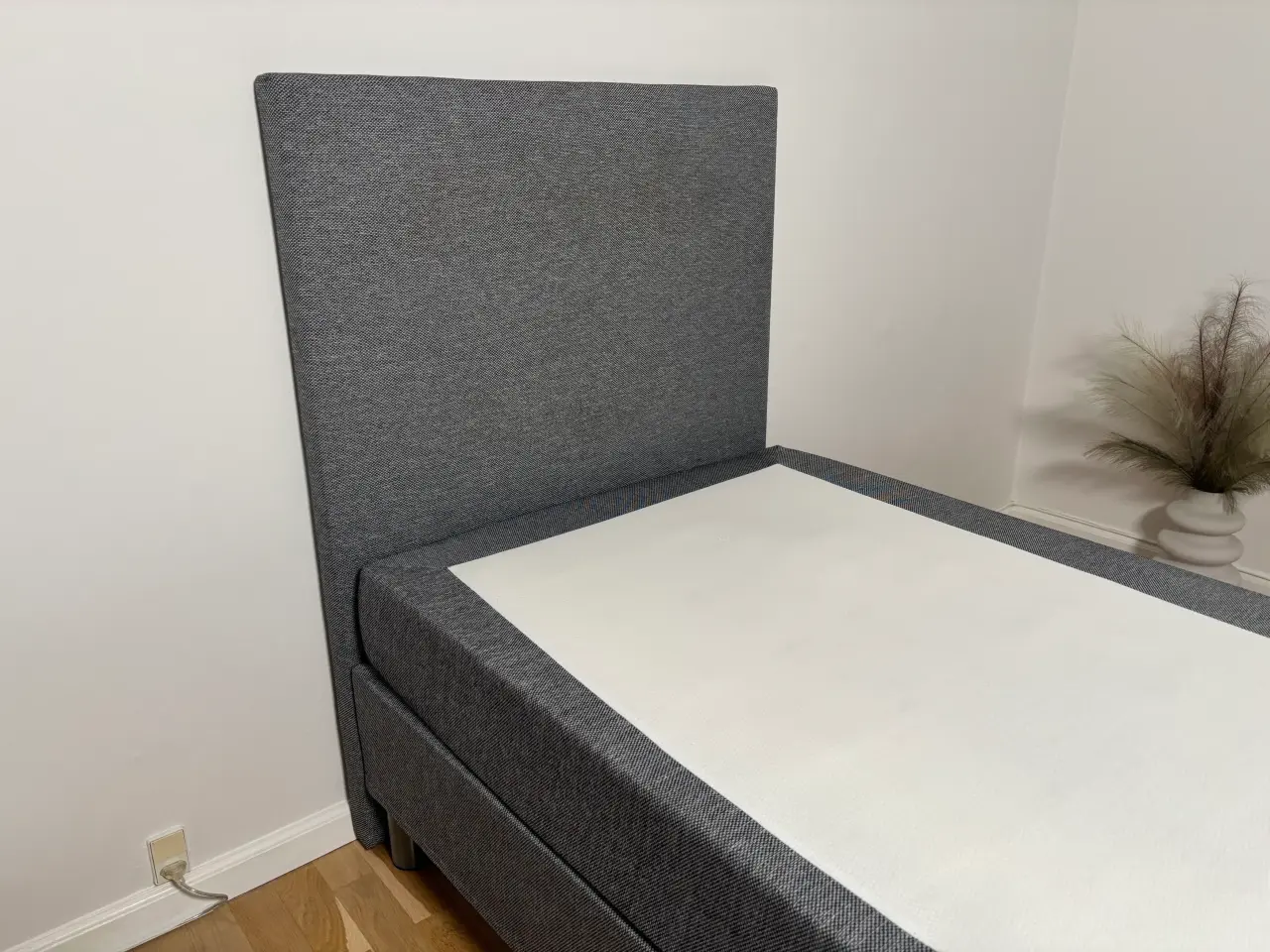 Billede 3 - Kontinentalseng 90x200cm LEIRKUP Inkl. gavl