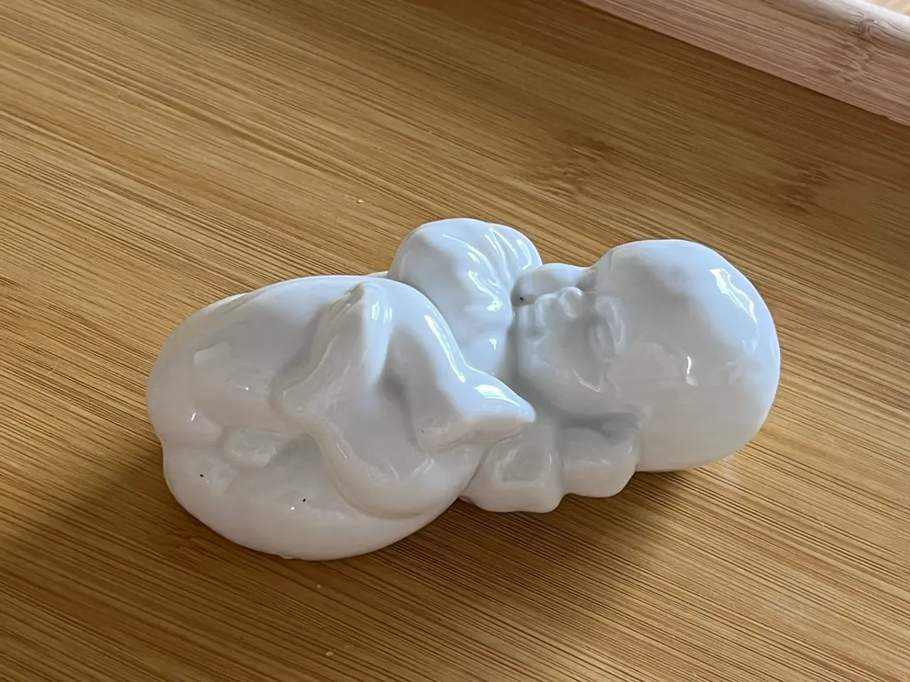 Billede 2 - Baby figur