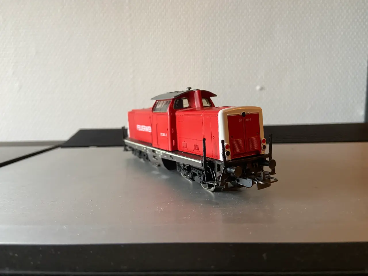 Billede 4 - Märklin diesellokomotiv BR212 “Feuerwehr”