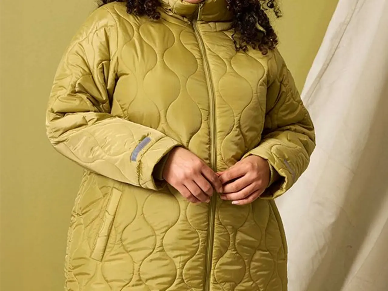 Billede 1 - Zhenzi sennepsgul jakke, helt ny, str. 42-44