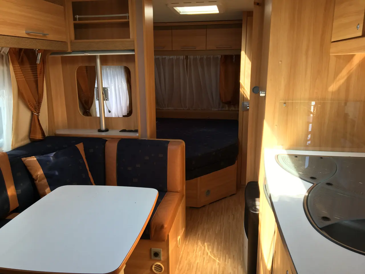 Billede 2 - Perfekt køjevogn! Dethleffs 550 SK Camper Edition