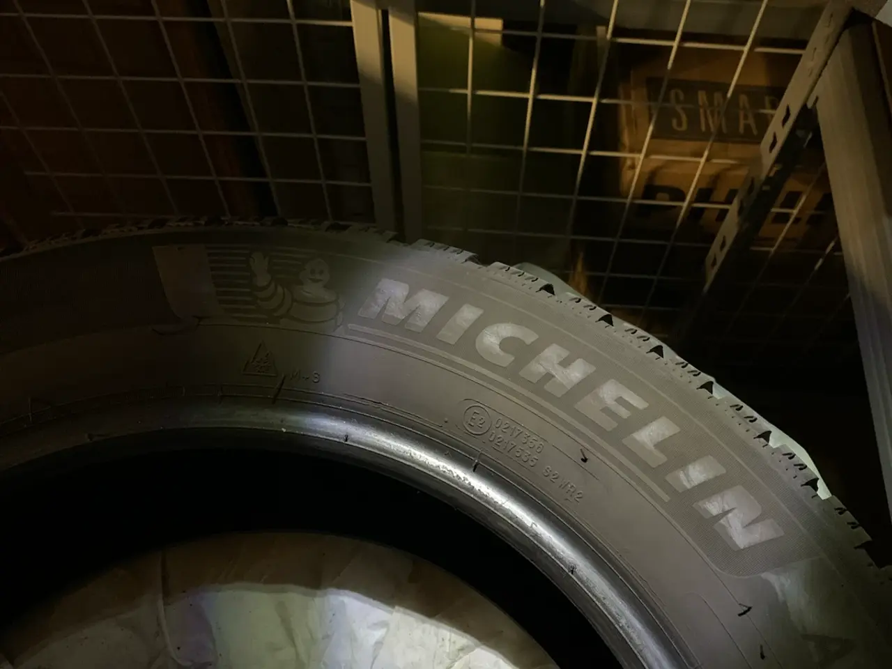 Billede 10 - Michelin vinterdæk “16