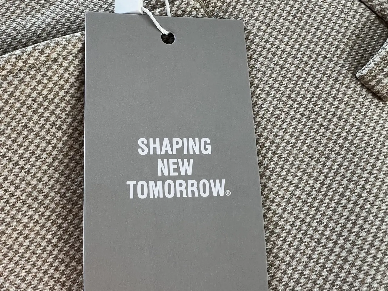 Billede 3 - Shaping new tomorrow, str. w:30/l:34