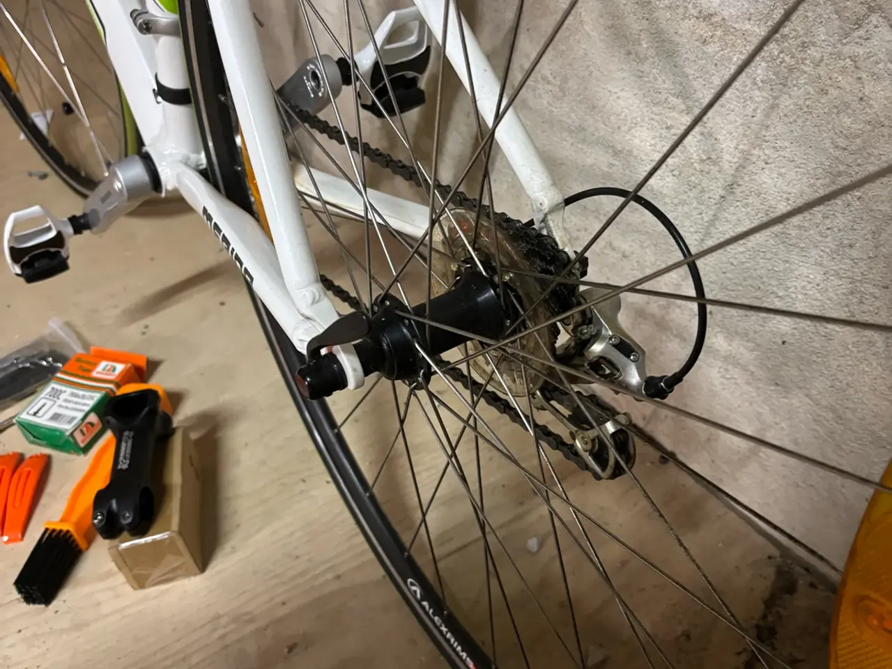 Billede 5 - Næsten ny Merida Racer cykel.