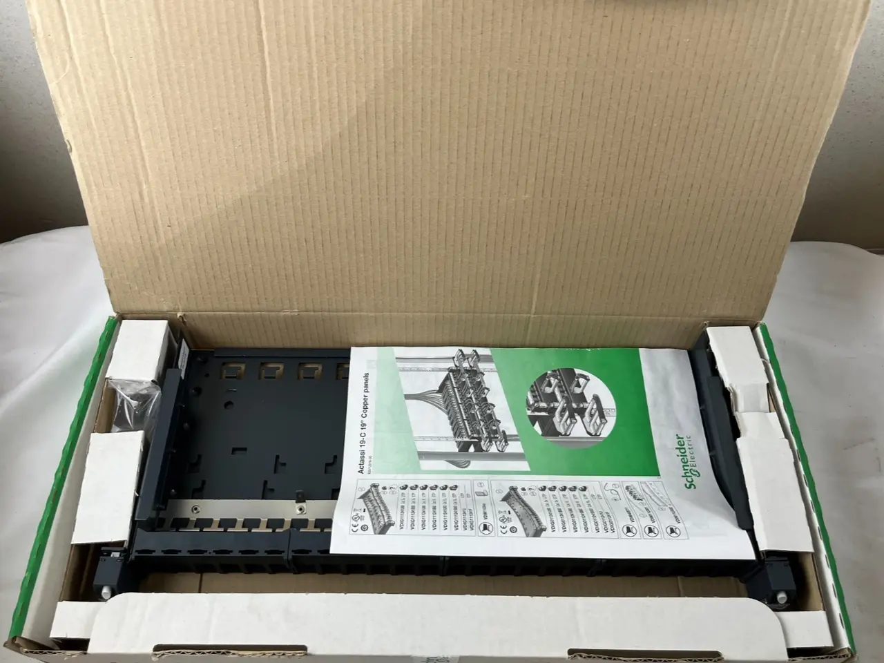 Billede 1 - Schneider Electric Actassi 19-C Patch Panel 19" 1U