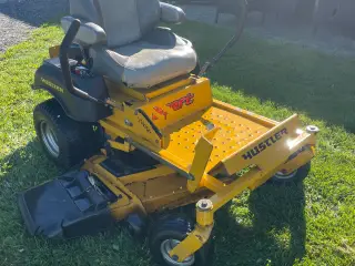Hustler zero turn sport 48” - 4