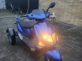 PGO med bakgear og krykholder