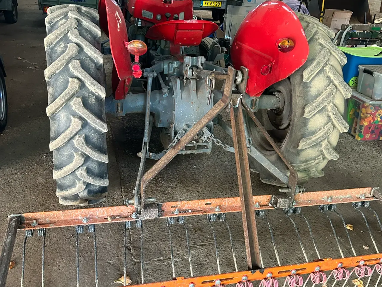 Billede 8 - Fin lille traktor