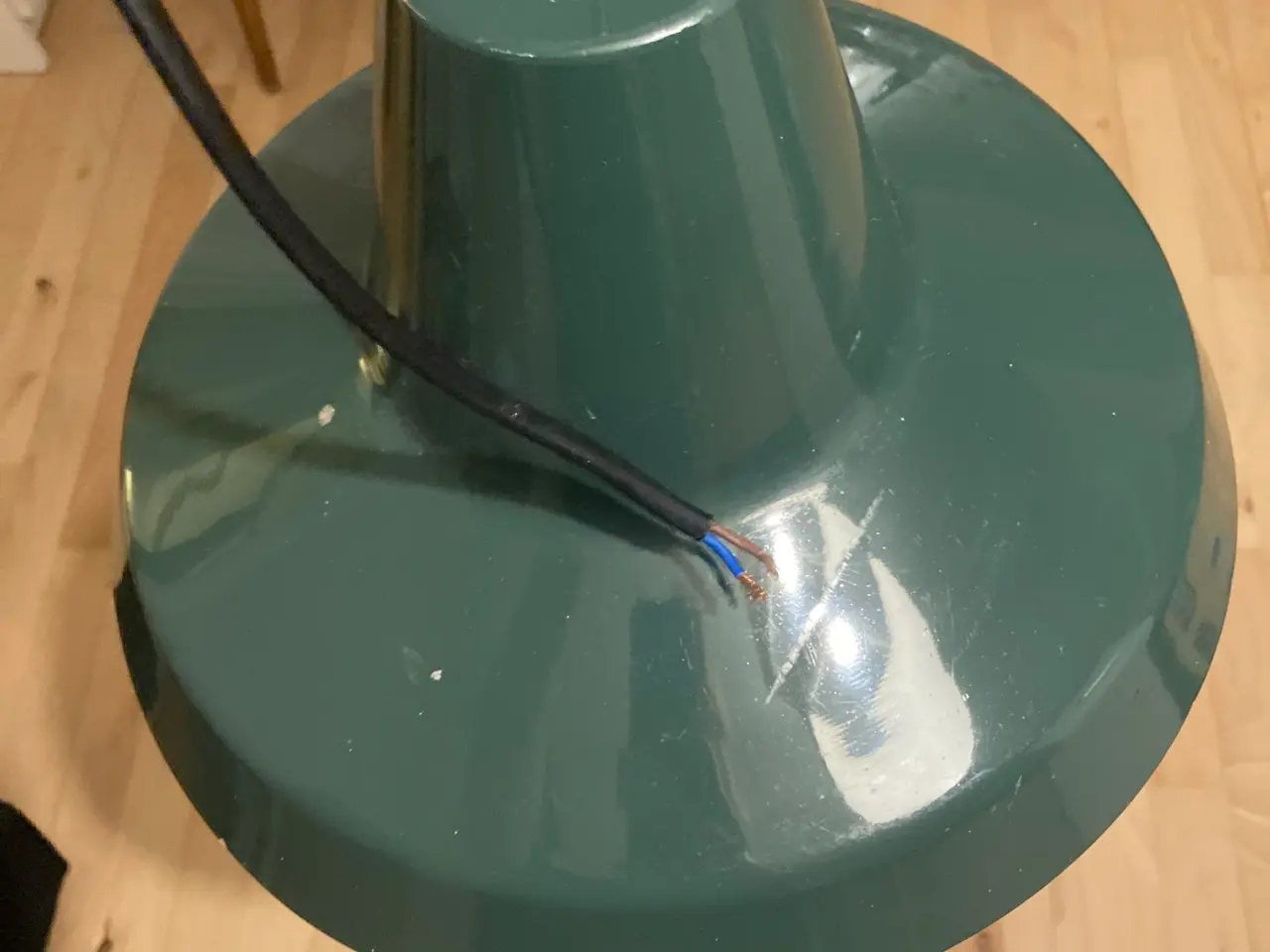 Billede 2 - Flaskegrøn loftslampe