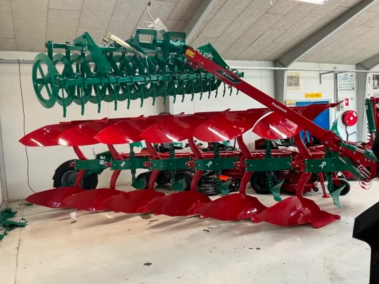 Billede 2 - Kverneland 6 F. 3300S krop 28 vendeplov