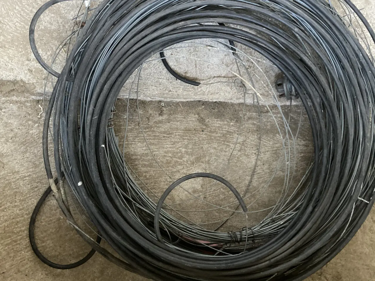 Billede 3 - Komplet 300 meter indhegning m 3 tråde