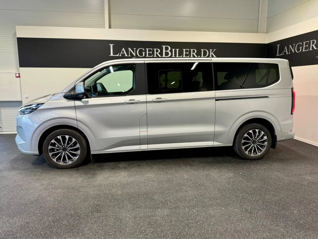 Billede 2 - Ford Tourneo Custom 340 L2 2,5 PHEV Titanium X CVT