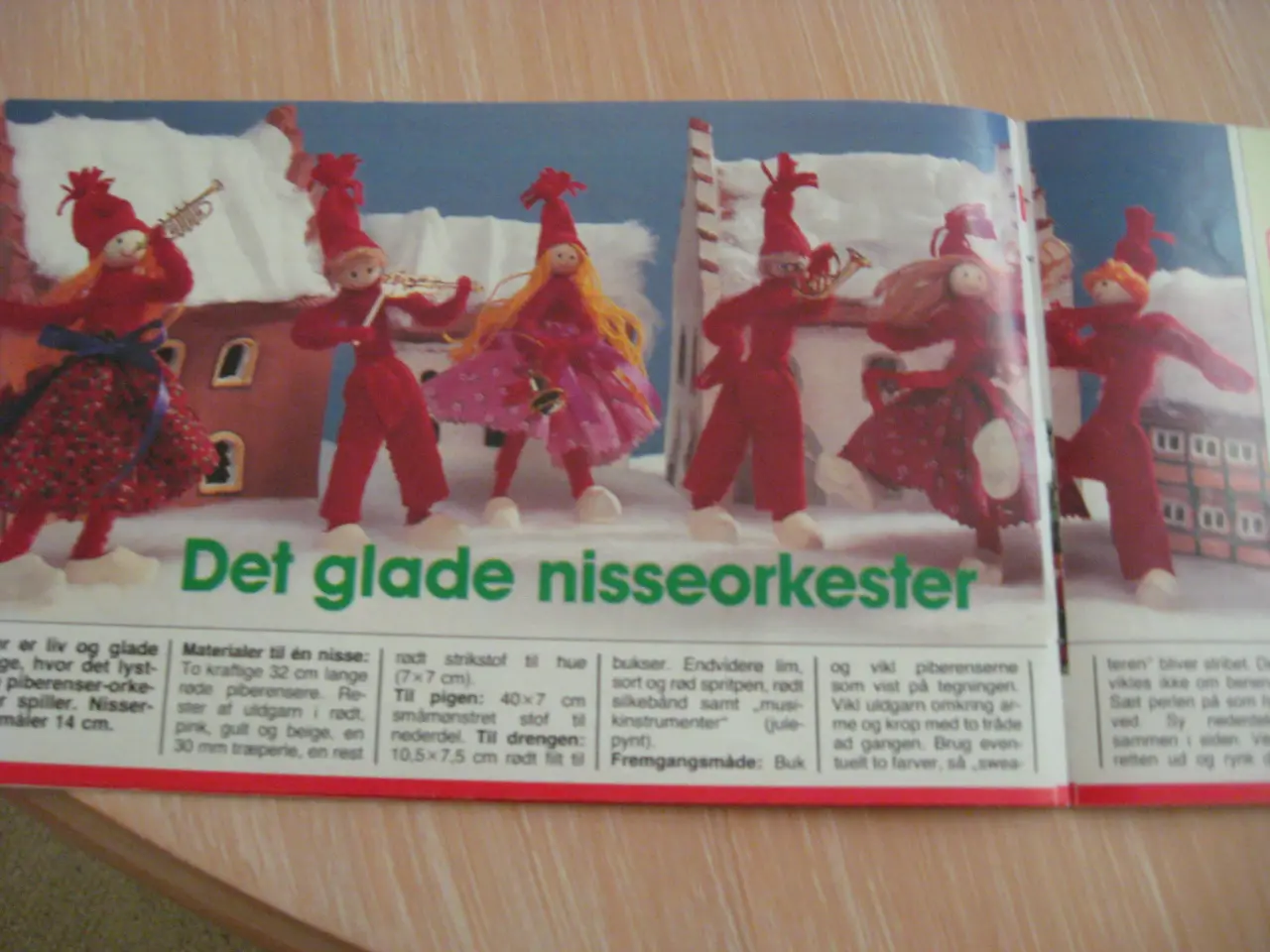 Billede 2 - Nissebog 1990