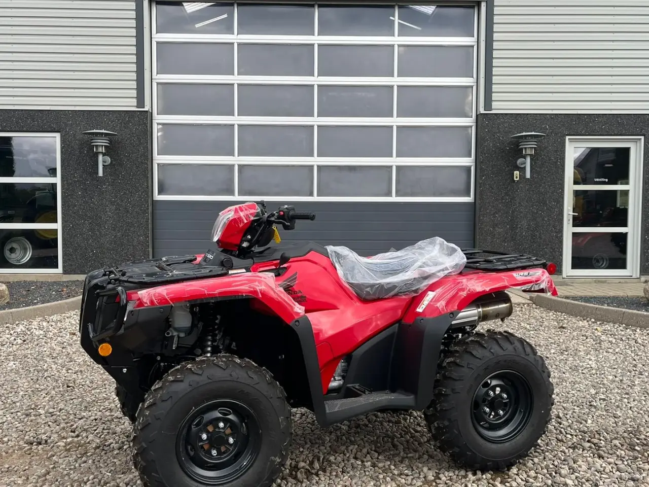 Billede 1 - Honda TRX 520 FA Vi har et stort lager af ATV, så der er også en til dig.