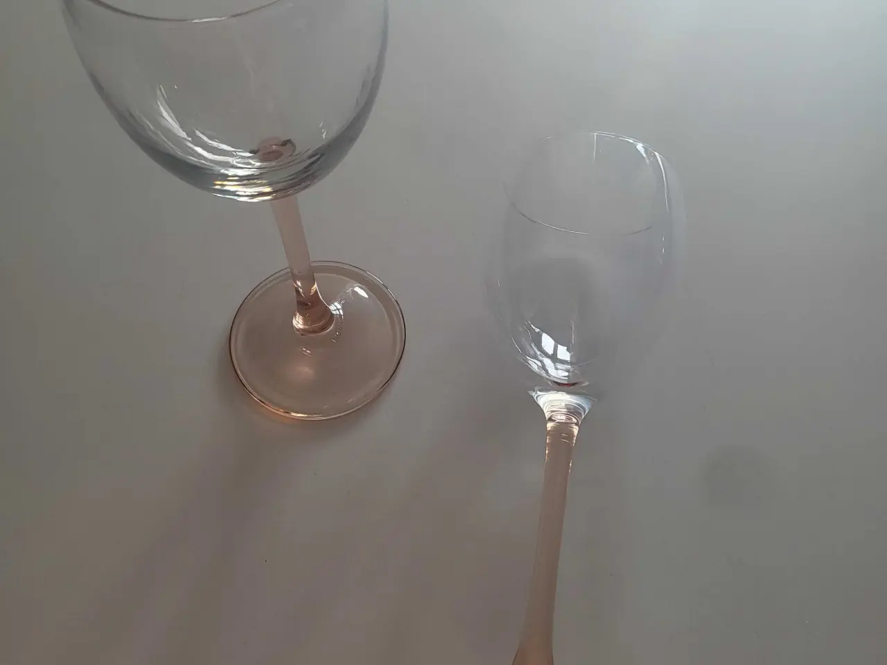 Billede 6 - Lyserød Luminarc vinglas