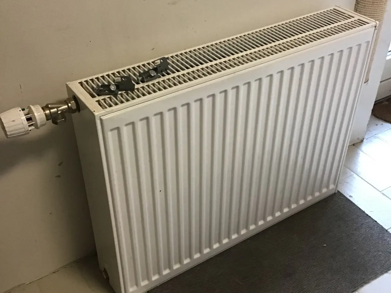 Billede 1 - Radiator som ny