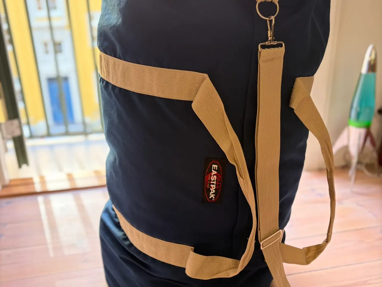 Billede 2 - Stor Eastpak sportstaske, ca. 90 cm lang