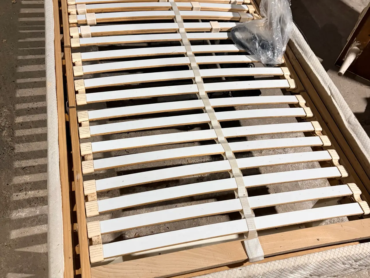 Billede 5 - Elevationssenge elektriske sengebunde i træ 2 stk.