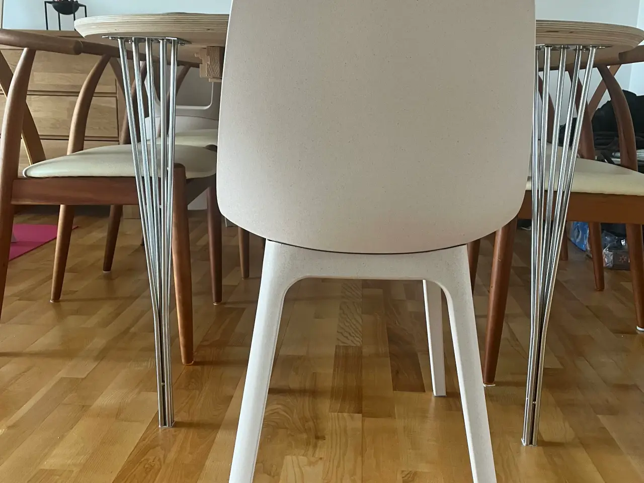 Billede 3 - Ikea ODGER STOLE.
