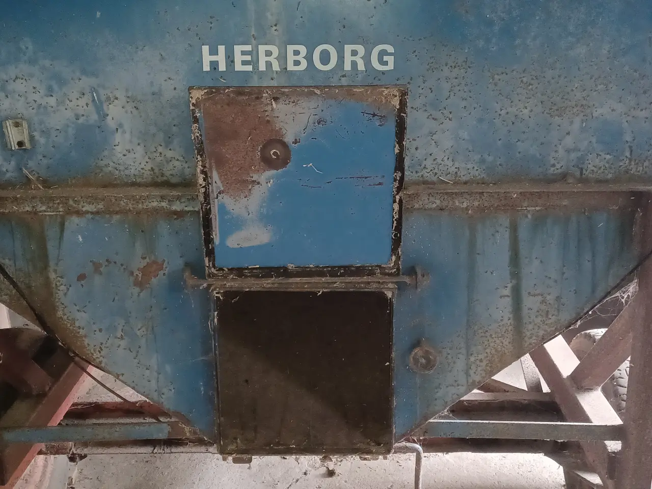 Billede 4 - Herborg 3 tons kornvogn med lys