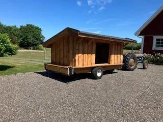 Flytbar shelter på hjul.