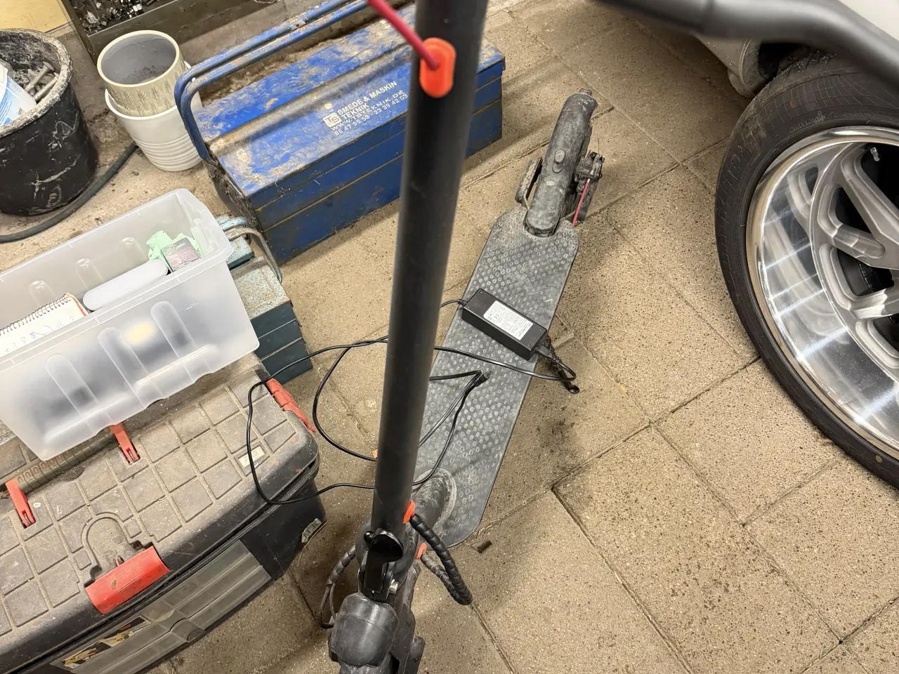 Billede 3 - Elektrisk løbehjul IPX4 sort