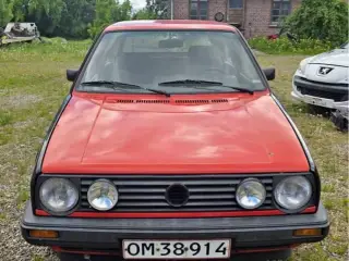 VW Golf 2 med syn og plader