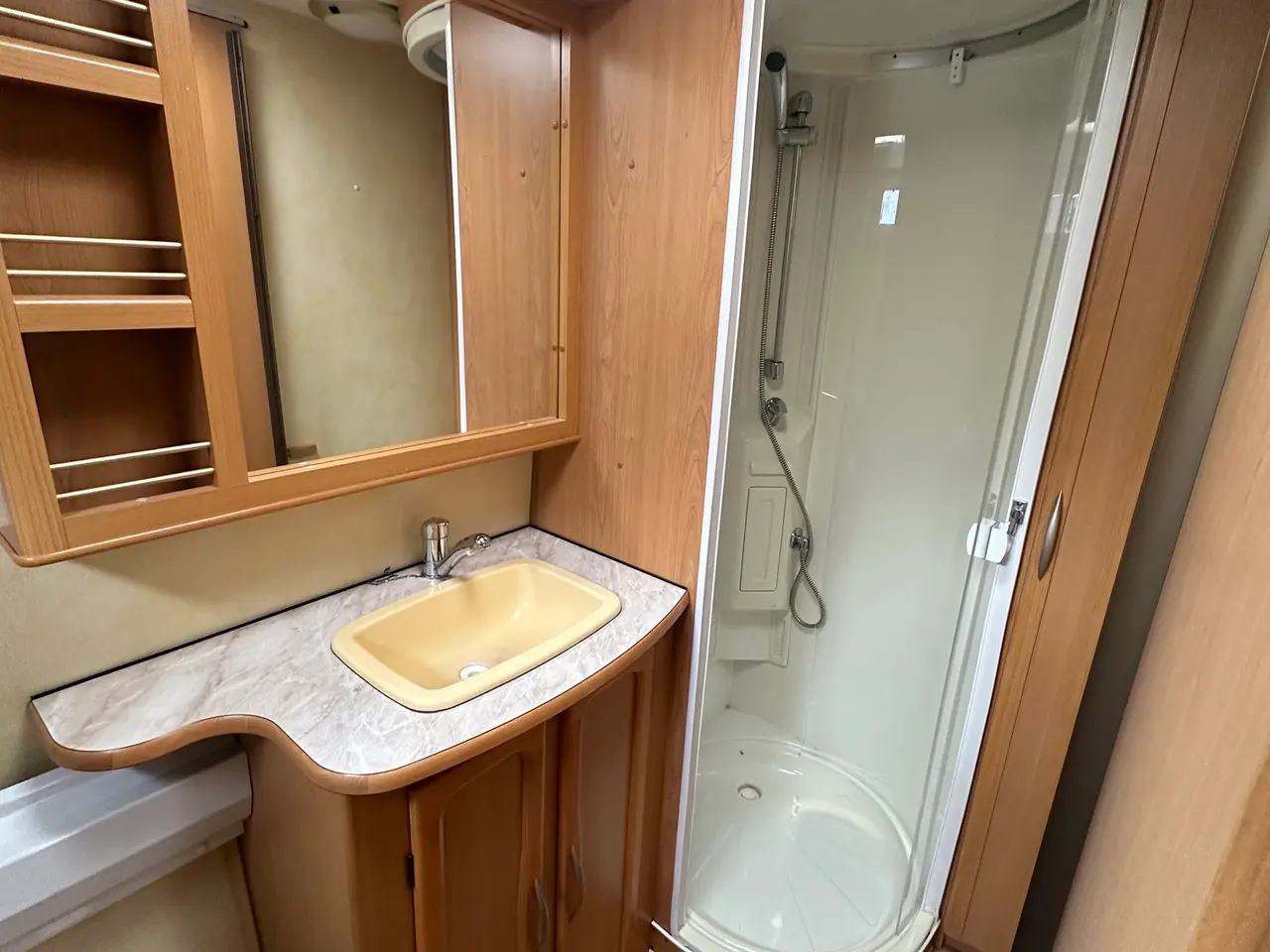 Billede 9 - Kabe Royal 780 tdl